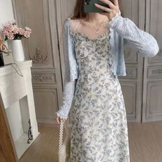 Brand Name: AltayskiySleeve Style: Spaghetti StrapFabric Type: BrocadePattern Type: FloralSilhouette: A-LINENeckline: V-NeckDecoration: NONEStyle: CasualDresses Length: Mid-CalfMaterial: CottonMaterial: PolyesterOrigin: Mainland ChinaClosure Type: PulloverType: CamisoleMaterial Composition: Synthetic fiberWaistline: empireSleeve Length(cm): SleevelessSeason: SummerRelease Date: Summer 2021Profile Type: AModel Number: sxy1834Gender: WOMENSize: S M L XLColor: blueSeason: summerCondition: dailyS... Korean Long Dress, Long Dress Elegant, Trendy Cardigans, Long Dresses Elegant, Womens Dress Suits, Sleeveless Dresses, Dresses Blue, Korean Dress, Blue Floral Print