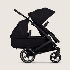 Productinformatie:De Joolz Geo3 Duo is een comfortabele, stevige kinderwagen en is eenvoudig in gebruik. Je kan de kinderwagen gebruiken voor twee kinderen van verschillende leeftijden. De kinderwagen biedt ontzettend veel uitbreidingsmogelijkheden, is eenvoudig in te klappen tot een compact pakket en heeft ook nog eens reflecterende strips op de wielen, waardoor de kinderwagen ook veilig te gebruiken is in het donker. De grote voorwielen geven maximale grip, terwijl de kinderwagen wel gemakkeli Extended Rear Facing, Twin Strollers, Natural Baby Shower, Teddy Bear Doll, Space Black