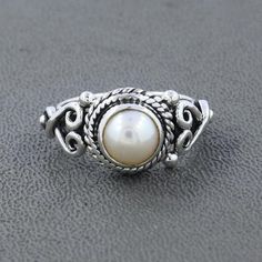 Grandma Jewelry, Grandmas Jewelry, Face Light, Pearl Gemstone, White Metal, Gemstone Ring, Amazing Jewelry, Ring Designs, Precious Stones