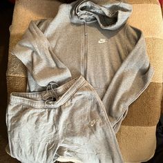 Light Grey Nike Sweats Top And Bottom Size Xl Grey Nike Sweats, Nike Sweats, Sweat Top, Grey Nikes, Nike Pants, Men's Nike, Nike Men, Mens Pants, Light Grey