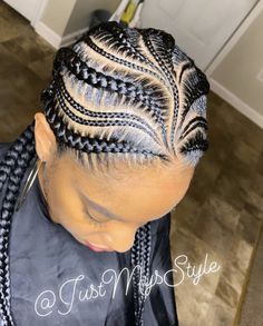 4 Cornrows, Cornrows Braids For Black Women, Twisted Hair, Feed In Braids Hairstyles, Goddess Braids Hairstyles, Braided Cornrow Hairstyles, Braids Hairstyles Pictures