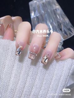 100+ mẫu nail mắt mèo đẹp, sành điệu, CHUẨN TREND cho nàng Nail 2024, Nail Tech, Image Search, Tin, Nails, Quick Saves