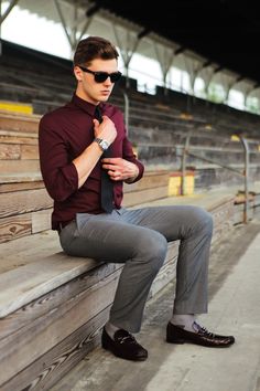 Mens Burgundy Shirt Outfits, Burgundy Dress Shirt Men Outfit, Burgundy Shirt Outfit Men Formal, Maroon Shirt Outfit Men Formal, Burgundy Shirt Outfit Men, Grwm Men, Folding Sleeves, Gray Shirt Outfit