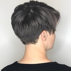 Thick Hair Cuts, Long Gowns, Best Short Haircuts, Pixie Hair, Penteado Cabelo Curto, Pixie Haircuts, Short Hair Haircuts