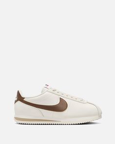 Nike Women Sneakers Women's Cortez 'Khaki' Tenis Nike Cortez, Outfit Tenis, Cortez Sneakers, Designer Shoes Sneakers, Tenis Nike, Footwear Design Women, Nike Cortez, Shoe Fits, Herringbone Pattern