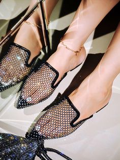 Black  Collar     Embellished   Women Shoes Rose Gold Flats, Rhinestone Flats, Pink Flats, Studded Flats, Black Leather Flats, Flat Mules, Bow Flats, Pointed Toe Flats, Mesh Design