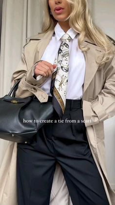 #scarf #hacks #fashiontips #fashionstyle #fashionhacks #fashiontipsforwomen #fashiontipsandtricks #howtotie #howtotieascarf #howtotieatie #howtowear #howtowearit #howtostyle #spring #springoutfit #springfashion #springoutfits #trenchcoat #trenchcoats #trenchcoatseason #oakandfort #classywomen #classywomenn #tipsforgirls #fashionhacks #scarf #silkscarf #scarfstyle #scarffashion #scarfseason How To Wear A Square Scarf, Scarf With Turtleneck, Neck Scarf Outfit, Clothing Tricks, Scarf Hacks, Emo Jewelry, Head Scarfs, Style Hacks, Diy Fashion Scarf