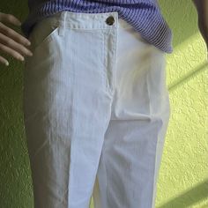 Hearts Of Palm “ Here Comes The Sun” Sz 8 White Capri Pants Nwt White Fitted Straight Leg Capris, Fitted White Straight Leg Capris, White Cotton Ankle-length Capris, White High Waist Cotton Capris, High Waist White Cotton Capris, White Cotton Capris For Work, Hearts Of Palm, White Capri Pants, Here Comes The Sun