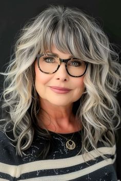 Medium Length Hairstyles With Layers, Women Over 50 With Bangs, Over 50 With Bangs, Hairstyles With Layers, Grey Hair And Glasses, Beyonce Hair, Layered Hair With Bangs, Grey Hair Inspiration, Medium Length Hairstyles