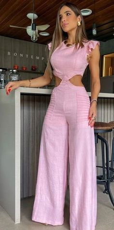 Fiesta Outfit, Outfit Mujer, Jumpsuit Fashion, Elegant Outfit, Catsuit, Super Cool, Look Fashion, Dress To Impress, Two Piece Pant Set