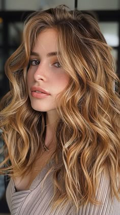 Radiant Summer Blonde: Your Guide to Achieving the Perfect Warm Glow Summer Honey Blonde Hair, Warm Summer Hair, Lashes Done Aesthetic, Green Eyes Blonde, Green Eyes Blonde Hair, Rainbow Hair Extensions, Hair For Fall, Light Red Hair, Dirty Blonde Hair Color