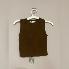 Causal Ribbed Top! Can Wear To Any Occasion! Never Worn! Brown Ribbed Sleeveless Crop Top, Sleeveless Ribbed Brown Crop Top, Brown Ribbed Cropped Top, Zara Casual Ribbed Crop Top, Casual Ribbed Crop Top By Zara, Zara Cropped Brown Top, Zara Stretch Tank Top For Fall, Zara Fitted Brown Tops, Ribbed Top