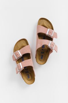 Birkenstock - Arizona Soft Footbed – Called to Surf Presents Birthday, Called To Surf, Basic Jewelry, Cute Sneakers, Birkenstock Sandals, Pink Clay, Buckle Sandals, Birkenstock Arizona, Chunky Boots