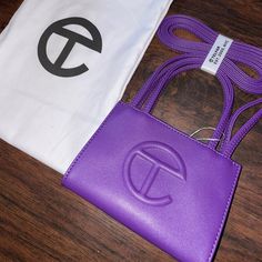 Telfar Shopping Bag Brand New New Color Grape Shopping Bag Comes With Dust Bag Sold Out Price Is Firm No Free Shipping #Coach #Katespade #Yaito #Brandonblackwood #Hat Purple Telfar Bag Outfit, Purple Telfar Bag, Purple Girly Things, Telfar Shopping Bag, Branded Shopping Bags, Marc Jacobs Snapshot Bag