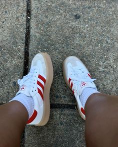 Red Platform Sneakers, Red Adidas Shoes Outfit, Platform Sambas, Adidas Samba Platform, Red Shoes Aesthetic, Shoes For Women Aesthetic, Shoe Inspo Aesthetic, Samba Platform, Red Adidas Sneakers