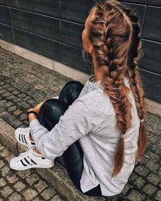 Style Blogger, Braided Ponytail, Hair Envy, On The Ground, Messy Hairstyles, Pretty Hairstyles