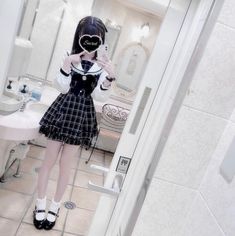 Girly Kei Fashion, Yami Kawaii Outfit, Kawaii Cosplay, Future Outfit, Japanese Street Fashion