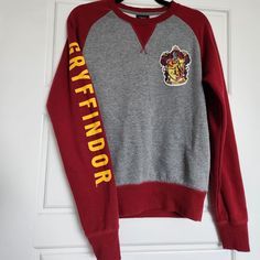 Griffyndor sweatshirt from Universal Studios Orlando

-fleece lining
-worn out once
-purchased from the Wizarding World of Harry Potter in Universal Studios

#harrypotter #gryffindor #universalstudios #sweater The Wizarding World Of Harry Potter, Universal Studios Orlando, Wizarding World Of Harry Potter, Wizarding World, Orlando, Sweatshirts Women, Harry Potter, Sweatshirts