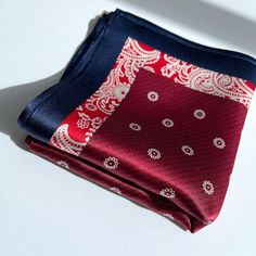 Elevate your style with this 53x53cm men’s silk neckerchief, featuring a minimalist floral pattern that adds a touch of sophistication to any outfit. Available in burgundy and green, this versatile accessory is perfect for modern men who appreciate both elegance and subtle design. Crafted from high-quality 100% silk, this neckerchief offers a soft, smooth texture and natural sheen, making it a luxurious addition to any wardrobe. Whether worn as a traditional neckerchief or styled as a jacket squ Mens Neckerchief, Mens Silk Scarf, Bandana Silk, Mens Silk Scarves, Silk Head Scarf, Small Silk Scarf, Silk Scarf Hair, Scarf Square, Simple Ponytails