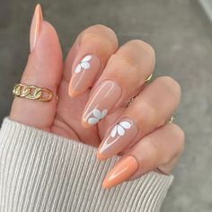 Nails Yellow, Peach Nails, Spring Acrylic Nails, Colorful Nails, Spring Nail Art, Spring Nail, Floral Nails