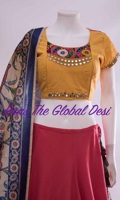 Navaratri Chaniya Choli, Choli Blouse Design, Blouse Designs High Neck, Navratri Collection, Navratri Dress, Indian Clothing Store, Choli Blouse, Saree Blouse Neck Designs, Traditional Blouse Designs