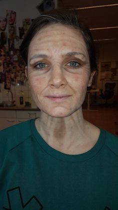 How To Make Wrinkles With Makeup, Old Person Stage Makeup, Old Person Makeup Halloween, Old Person Costume Makeup, Old Age Theatre Makeup, Old Lady Stage Makeup, Wrinkle Makeup Halloween, Aging Stage Makeup, Old Woman Makeup Halloween