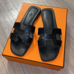 Authentic Herms Sandal! In Great Condition! Comes With Original Box & Dust Bags. Please Know For Certain If These Will Fit Your Foot & Take A Close Look At Pictures Before Purchasing. Any Questions, Let Me Know. Luxury Black Sandals With Leather Lining, Luxury Sandals, Skor Sneakers, Luxury Flats, Designer Sandals, Dream Shoes, Quality Assurance, Real Photos, Things To Come