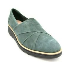 Clarks Sharon Form Size: 9.  Color: Green.  Gender: female.  Age Group: adult. Green Slip-on Synthetic Flats, Green Synthetic Slip-on Flats, Clark Loafers, Clarks Sandals, Lime Green Shorts, Black Leather Mules, Nike Tennis Dress, Shoes Size 6, Clarks Women's