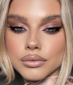 Taupe Lipstick Makeup, Skin Tone Makeup, Prom Eye Makeup, Event Makeup, Glam Makeup Look, Black Makeup