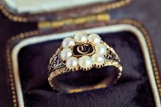 Bank Safe, Shell Flowers, Antique Jewelry Rings, Finger Rings, Seed Pearl, Memorial Jewelry, Deep Black, Antique Jewellery, Gold Pearl