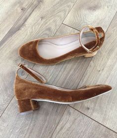 JCrew $248 Velvet Ankle-Strap Heels  Size: 9 Color: Honey brown  Style: F8482  SOLD-OUT! PRODUCT DETAILS FROM JCREW:  "Nothing says holiday heels like this velvet pair from our fall/winter 2016 show. Also, how good is the color name "gilded amber"? (Answer: very.) Viscose/silk upper. Leather lining. Man-made sole. Made in Italy. Online only. Item F8482. 1 2/5" heel." ****These shoes are new and unworn. A mark is inside the sole of the shoes to prevent store returns. Have some Scuffs on bottom so Holiday Heels, Wedding Guest Hairstyles, Velvet Shorts, Brown Style, Honey Brown, Fall Winter 2016, Ankle Strap Heels, Brown Fashion, Strap Heels