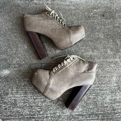 Delicacy Jordan-03 Taupe Booties Platforms Heels Shoes Womens Size 9 New In Box Brand Vintage Trendy Gray High Heel Heels, Gray Closed Toe Heels For Fall, Trendy Gray High Heels, Platform Shoes Heels, Shoes Womens, Heels Shoes, Vintage Shoes, Vintage Ladies, Jordan