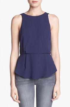 Simple & basic navy peplum top. Peplum Shirt, Gamine Style, Summer Attire, Astr The Label, Bright Colored, Couture Tops, Blouse Diy, Fashion And Style