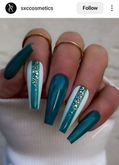 Emerald Blue Nails, Fall Teal Nails, Teal Nail Designs Turquoise, Nails Inspiration Green, Bedazzle Nails, Mexico Nails Vacations, Teal Fall Nails, Cruise Nail Ideas, Dark Teal Nails