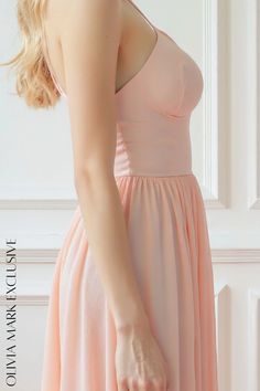 Olivia Mark - Elegant Halter Neck Chiffon Midi Dress in Blush Pink Elegant Pink Chiffon Dress For Wedding Guest, Feminine Peach Dresses With Spaghetti Straps, Feminine Peach Dress With Spaghetti Straps, Fitted Feminine Sheer Chiffon Dress, Feminine Sleeveless Bridesmaid Chiffon Dress, Feminine Fitted Sheer Chiffon Dress, Feminine Sleeveless Chiffon Bridesmaid Dress, Feminine Sheer Chiffon Dress, Pink Fitted Chiffon Dress For Wedding Guest