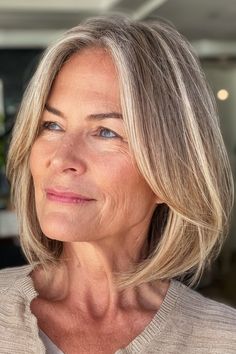 Short Blonde Hair Older Women, Blonde For Over 50, Short Hair For Middle Aged Women, Older Woman Hairstyle, Old Woman Haircut, Older Lady Haircut, Short Hair Styles For Older Women, Medium Blond Hair, Bob Older Women