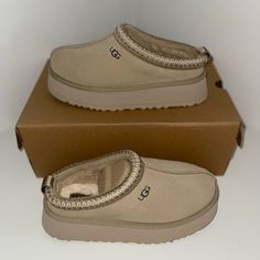 These Tazz Slippers Are Brand New Absolutely Gorgeous Goes With Any Outfit Originally Bought Directly Through Ugg Website. I Bought Multiple Shoes By Them But Sometimes I Impulsively Make Purchases And Well Never Use Them. Tazz Slippers, Nude Color, Womens Uggs, Ugg Shoes, Slippers, Size 7, Women Shoes, Brand New, Women Shopping