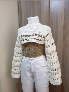 Crochet Wardrobe, Crochet Long Sleeve Tops, Crochet Crop Top Pattern, Mode Crochet, Crochet Bolero, Crochet Tops Free Patterns, Crochet Design Pattern, Kawaii Crochet, Crochet Clothing And Accessories