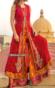 New Bridal Dresses, Wedding Sharara, Chiffon Suit, Pakistani Party Wear Dresses, Suit Pakistani, Pakistani Formal Dresses, Bandhani Dress, Pakistani Party Wear, Orange Chiffon