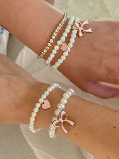 Matching Bracelets Aesthetic, Preppy Bracelet Stack, Pretty Stacks, Desain Quilling, Jewelry Accessories Ideas, Pink Girly Things, Girly Accessories, Jewelry Lookbook, Fancy Jewelry