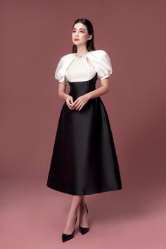 Ciara A-line Puffy Sleeved Taffeta Midi Dress | MEAN BLVD Puffy Black Dress, Elegant Fits, Vogue Photoshoot, Alternative Wedding Dresses, Mean Blvd, Dress Satin, Midi Dress With Sleeves, Alternative Wedding, Formal Outfit