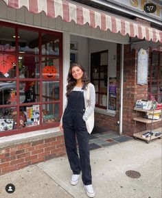 Black Denim Dress Fall, Overalls Black Outfit, Sweater Under Overalls Outfit, Black Overalls Fall Outfit, Black Overalls Outfit Women, Black Overall Jumpsuit Outfit, Overalls In Fall, Overall Pants Outfit Fall, Overall Black Outfits