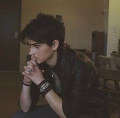 Short Tomboy Haircut, Bex Taylor Klaus, Tomboy Haircut, Masc Women, Short Hair Tomboy, Really Short Hair, Hair Inspiration Short, Short Black Hairstyles, Cut My Hair