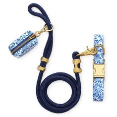 Dog Leash And Collar Set, Chic Dog Accessories, Aesthetic Dog Collar And Leash, Dog Leash Aesthetic, Puppy Accessories Aesthetic, Coquette Dog Collar, Preppy Dog Stuff, Aesthetic Dog Toys, Cute Puppy Accessories