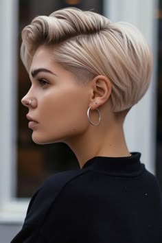 Top 26 Long Pixie Haircuts for Women in 2024. Explore these stylish and versatile long pixie haircuts that redefine elegance and confidence! 💇‍♀️✨ #LongPixieHaircuts #HairIdeas Rihanna Short Hair Pixie, Rihanna Short Hair, Long Pixie Cut, Pixie Haircuts For Women, Pixie Haircut Ideas, Undercut Long Hair, Longer Pixie Haircut