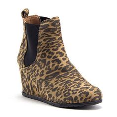 Add a little spice in your step with these cheeky wedged ankle boots! Available in the ever so trendy leopard print, that gives you some sass but keeps you steady on your toes! Dress Boots Women, Dresses With Cowboy Boots, Cowgirl Dresses, Mens Dress Boots, Casual Dress Shoes, Dress Boots, Chunky Block Heels, Cowgirl Boots, Dress With Boots