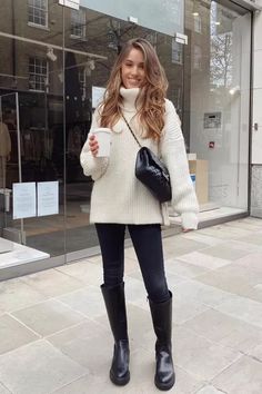 Winter Date Outfits, Coffee Date Outfits, Ny Outfits, Money Fashion, Europe Style, Outfit Chic, Paris Mode, Cold Outfits