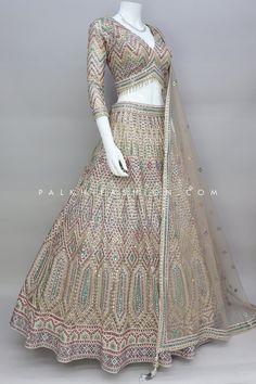 Gorgeous Lehenga, Palkhi Fashion, Gold Lehenga, Mirror Work Lehenga, Net Embroidery, Afghan Jewelry, Designer Lehenga, Dress Indian, Designer Outfits