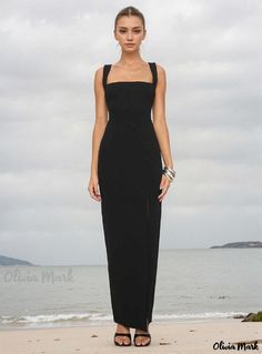 Oliviamark - Sophisticated Black Maxi Dress for the Tall Fashionista Black Long Sleeve Evening Gown, Elegant White Blouse, Long Sleeve Evening Gowns, Home Dress, Black Maxi, Black Maxi Dress, Formal Occasion, Floor Length, Evening Gowns