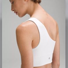 Lululemon Align Asymmetrical Bra Light Support, A/B Cup. New With Tags Lulu Clothes, Dance Fits, Matted Hair, Clothes Wishlist, High Neck Bra, Lululemon Outfits, 2023 Christmas, B Cup, Lululemon Sports Bra